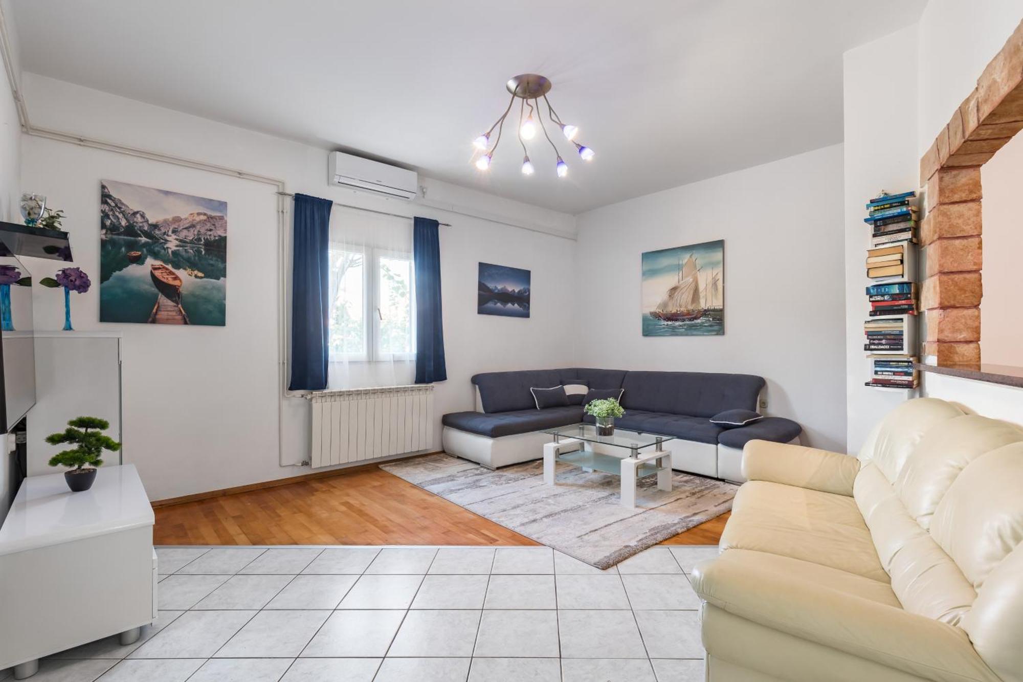 Sweet Dreams Apartment Sutivan Luaran gambar